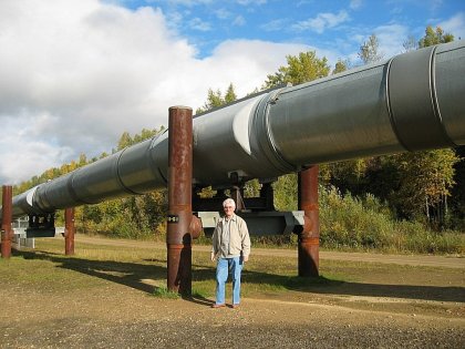 Fred R Krug at the Alaska pipeline