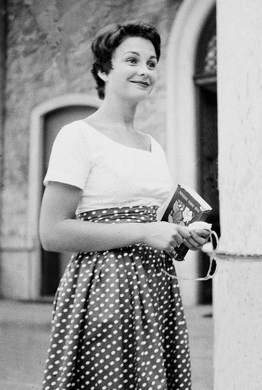 Jean Simmons Photo © Fred R. Krug